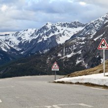 Col d'Izoard kalnu pārejas augstākajā punktā